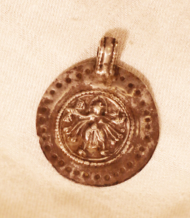 Kali pendant