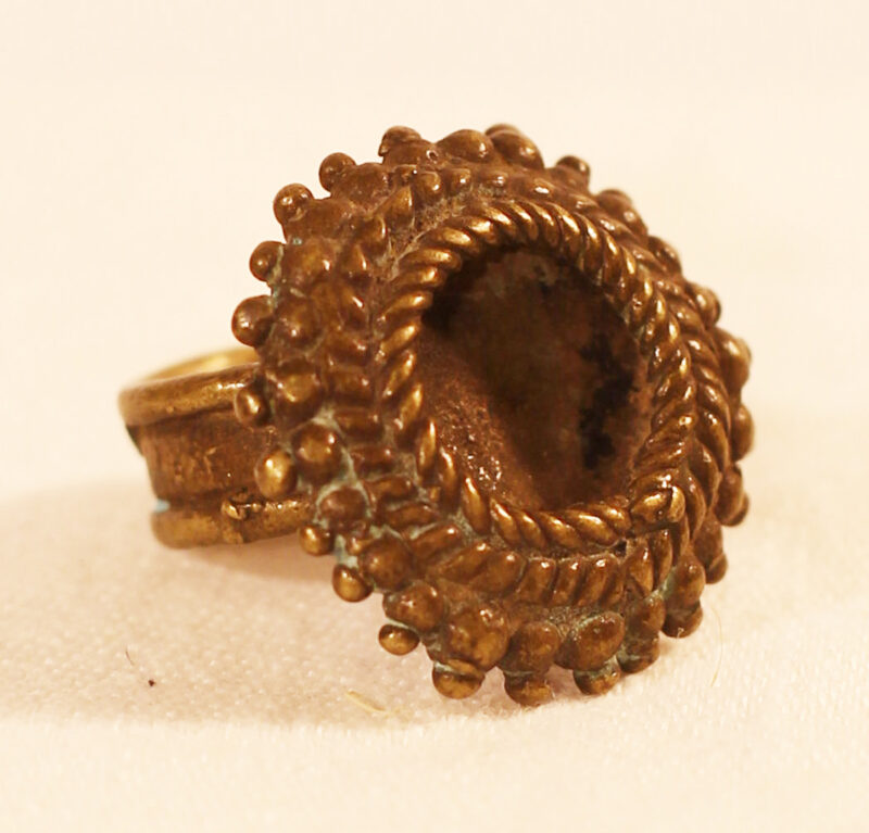 Round Brass Toe Ring