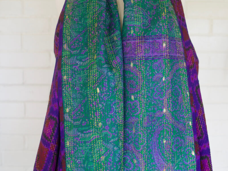 552A4472.jpg Reversible Saree Shrug