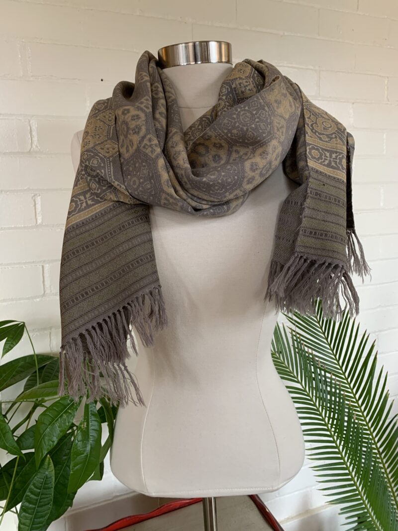 VA9897953-1-scaled-1.jpg Grey Ajrakh Print Wool Stole