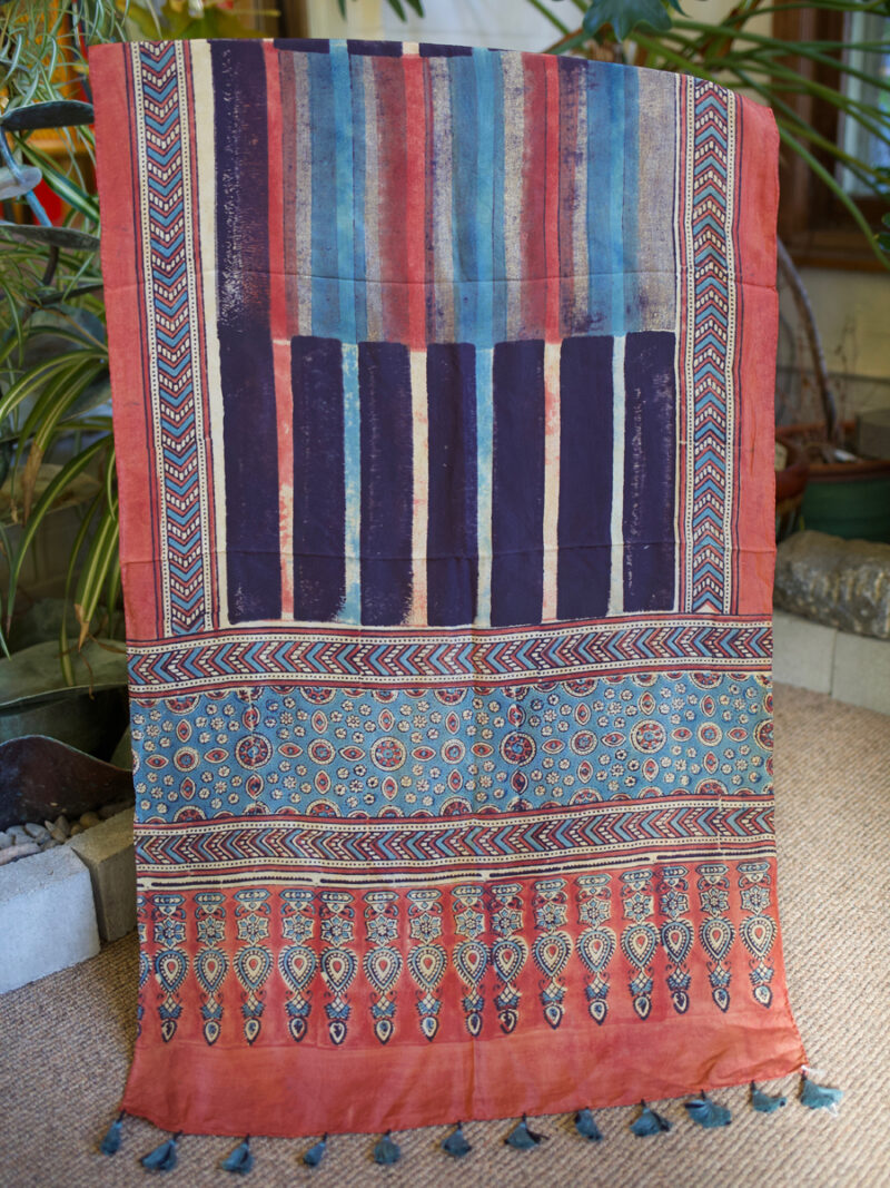 khatri25.1.jpg Handmade Red and Indigo Block Printed Scarf