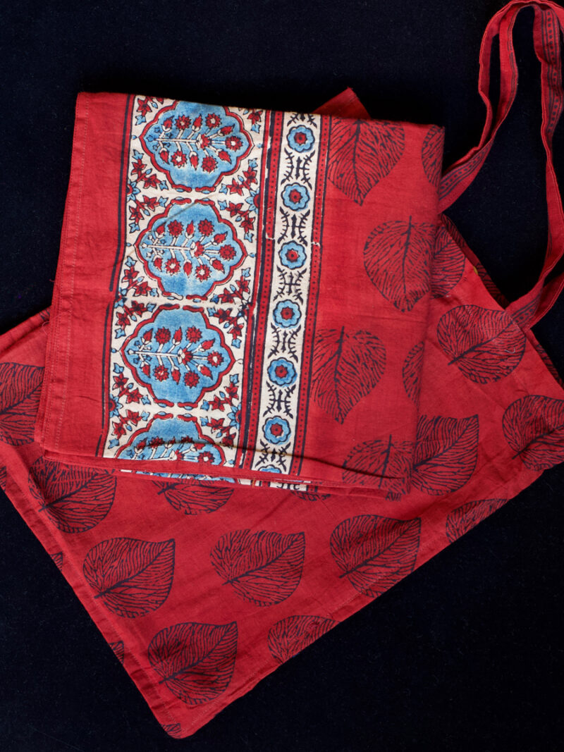 Handmade Block Printed Leaf Motif Tablecloth Set