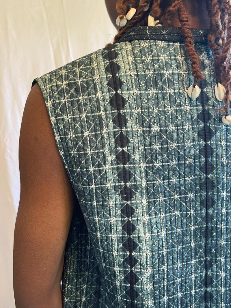 Quilted Short Vest Art Shibori (Silk)